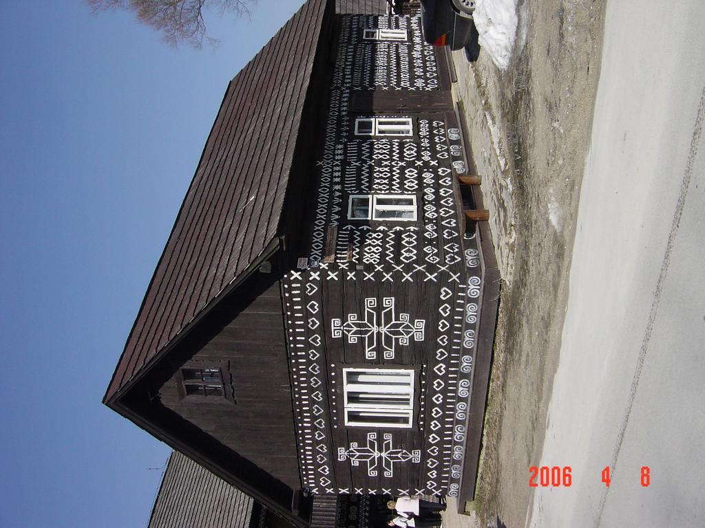 Penzion Javorina Čičmany Exterior foto